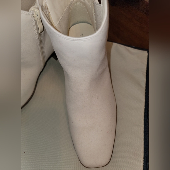 NEW NWT Torrid Plus Size Bone/ White Ankle Boots Sz 101/2WW - Picture 2 of 5